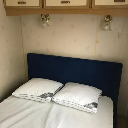 Mobilhomme Dans Camping
